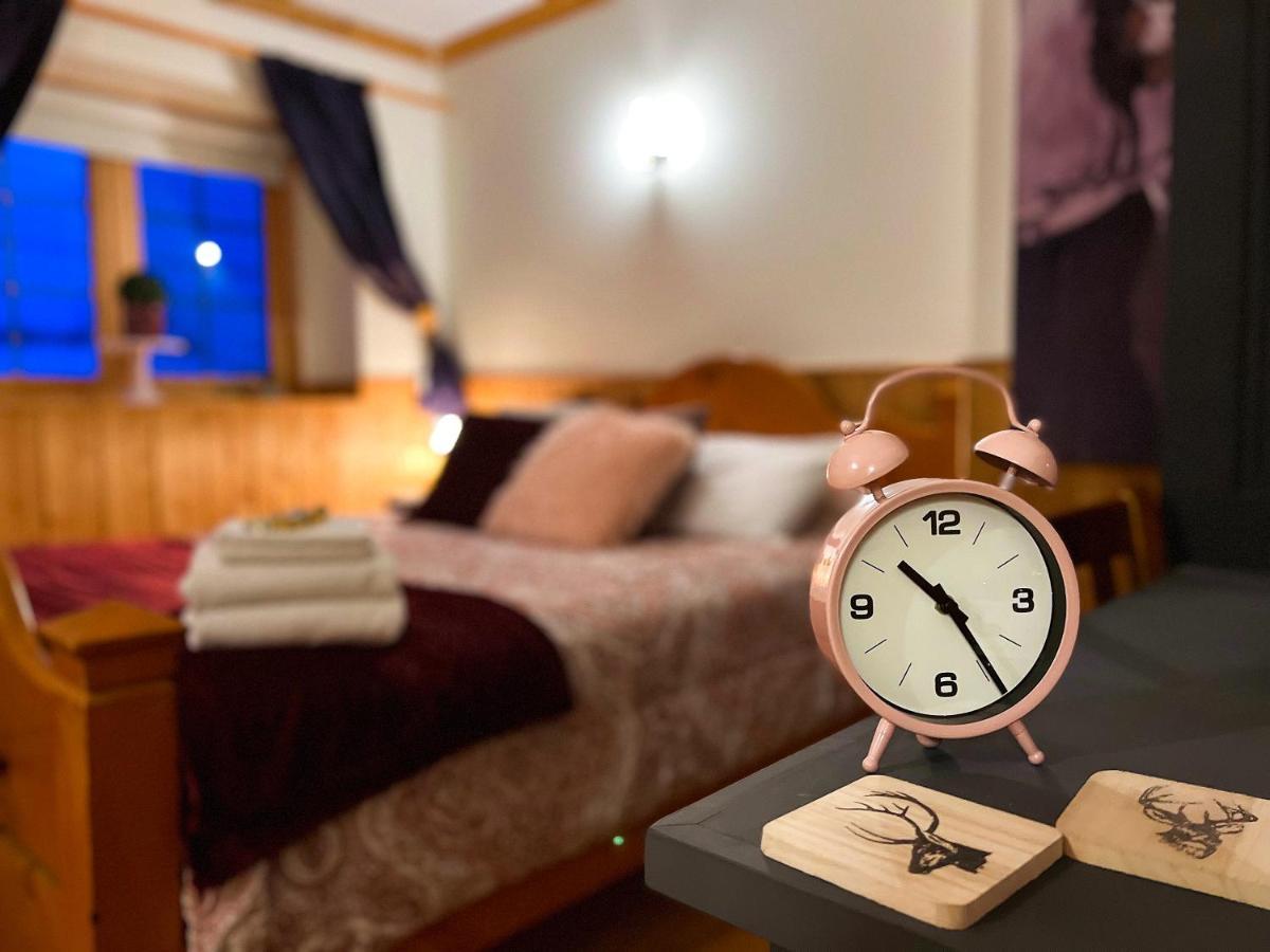 Auberge Au Poste De Traite Sainte-Famille Екстериор снимка
